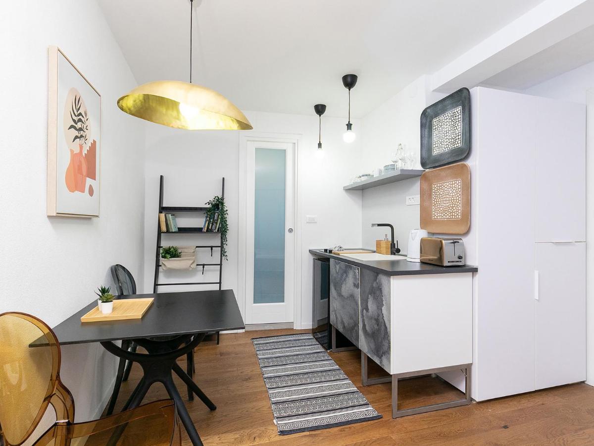 Stylish Studio Apartment By Irundo Rovinj Eksteriør bilde